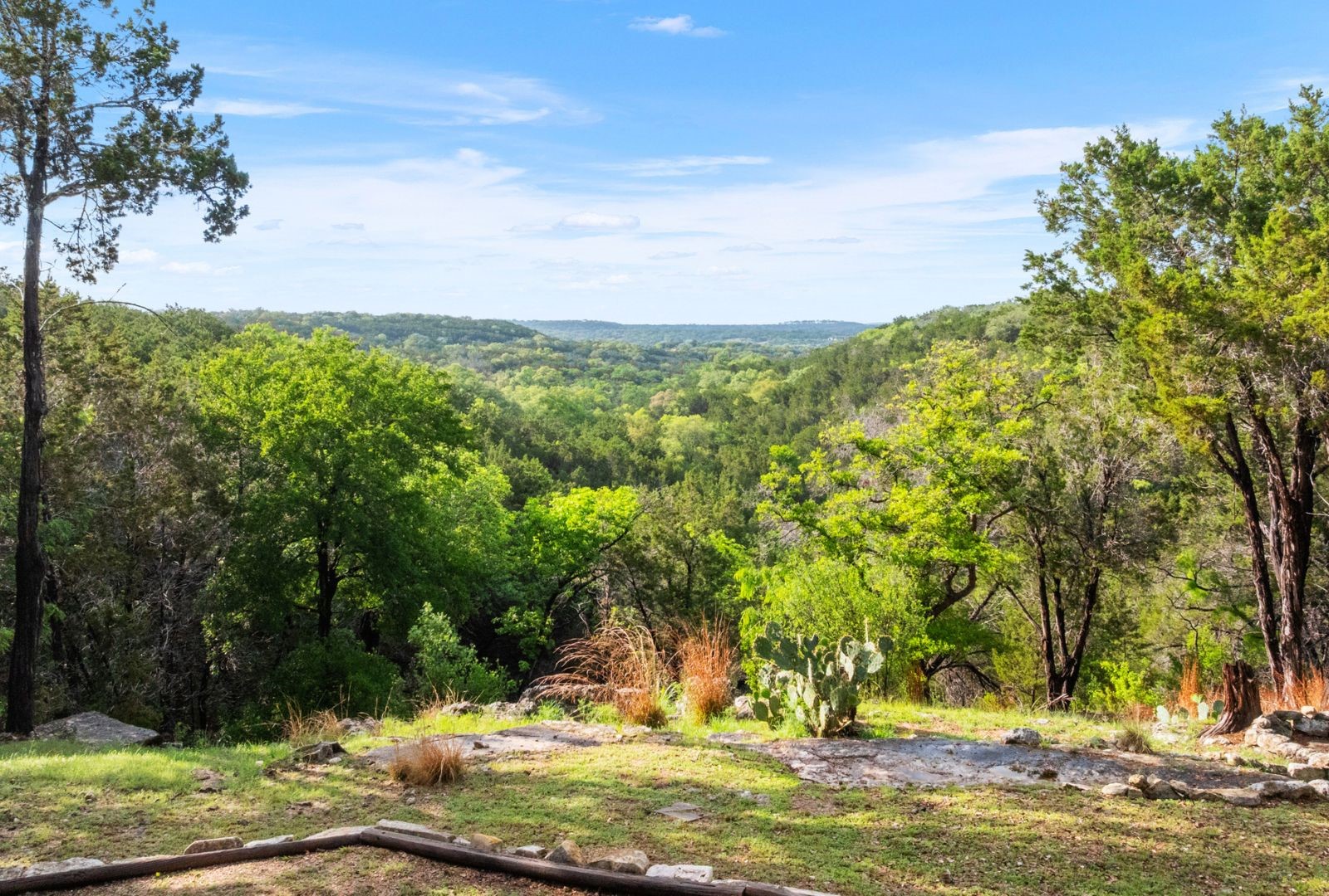 525 Soda Creek Road Spicewood TX 78669