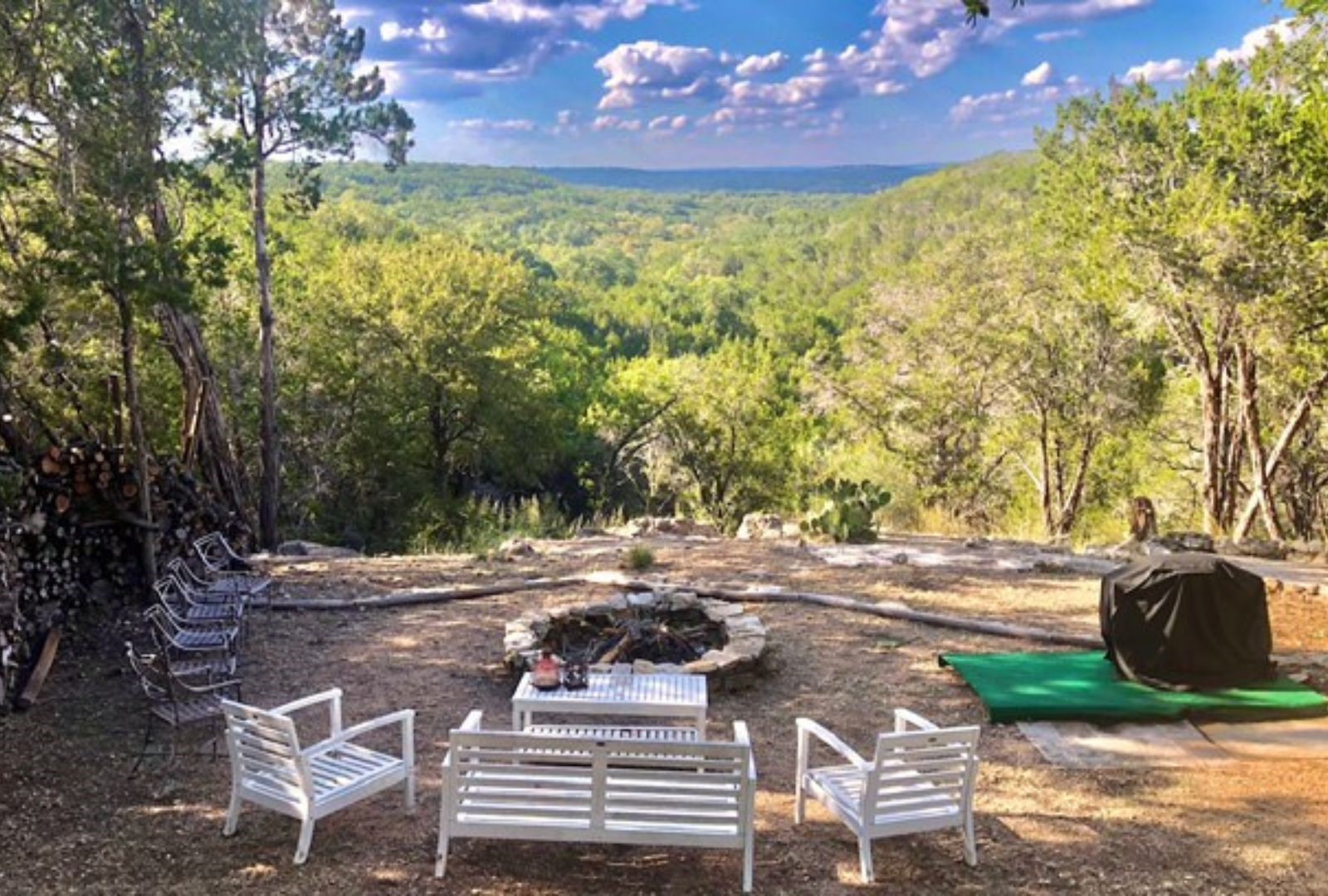 525 Soda Creek Road Spicewood TX 78669