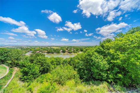 7704 Lakeview Circle Fort Worth TX 76179