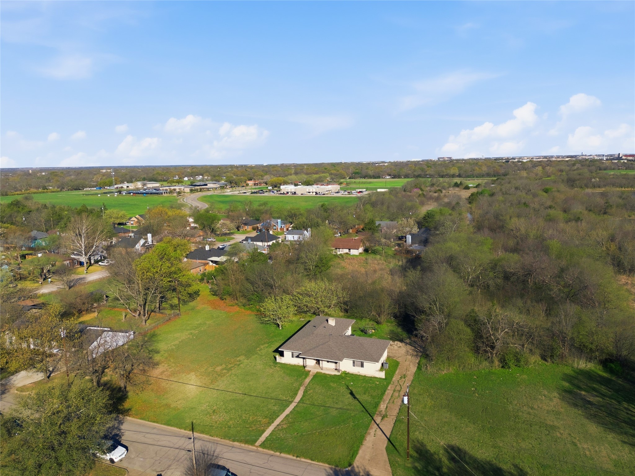 525 Lake Park Avenue Waxahachie TX 75165