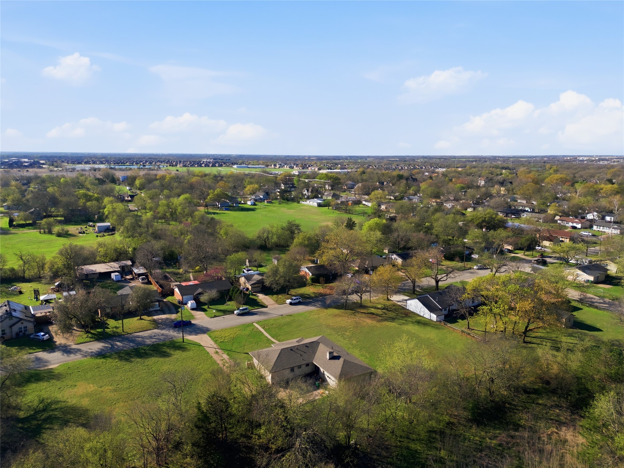 525 Lake Park Avenue Waxahachie TX 75165