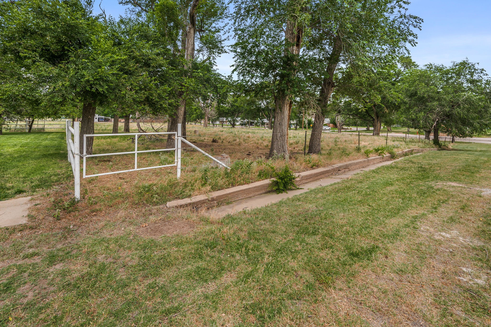 1204 E Cheyenne Canadian TX 79014