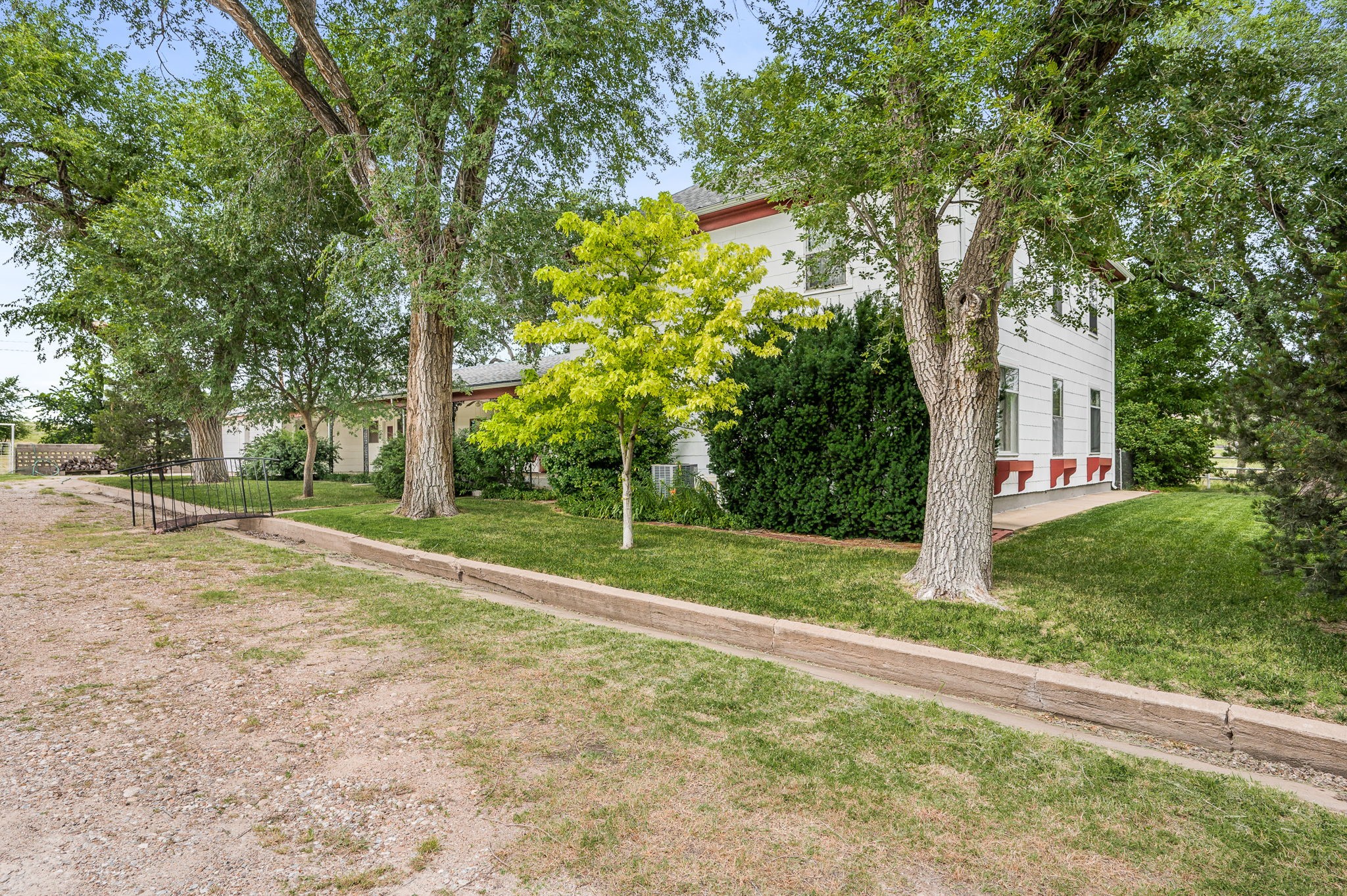 1204 E Cheyenne Canadian TX 79014