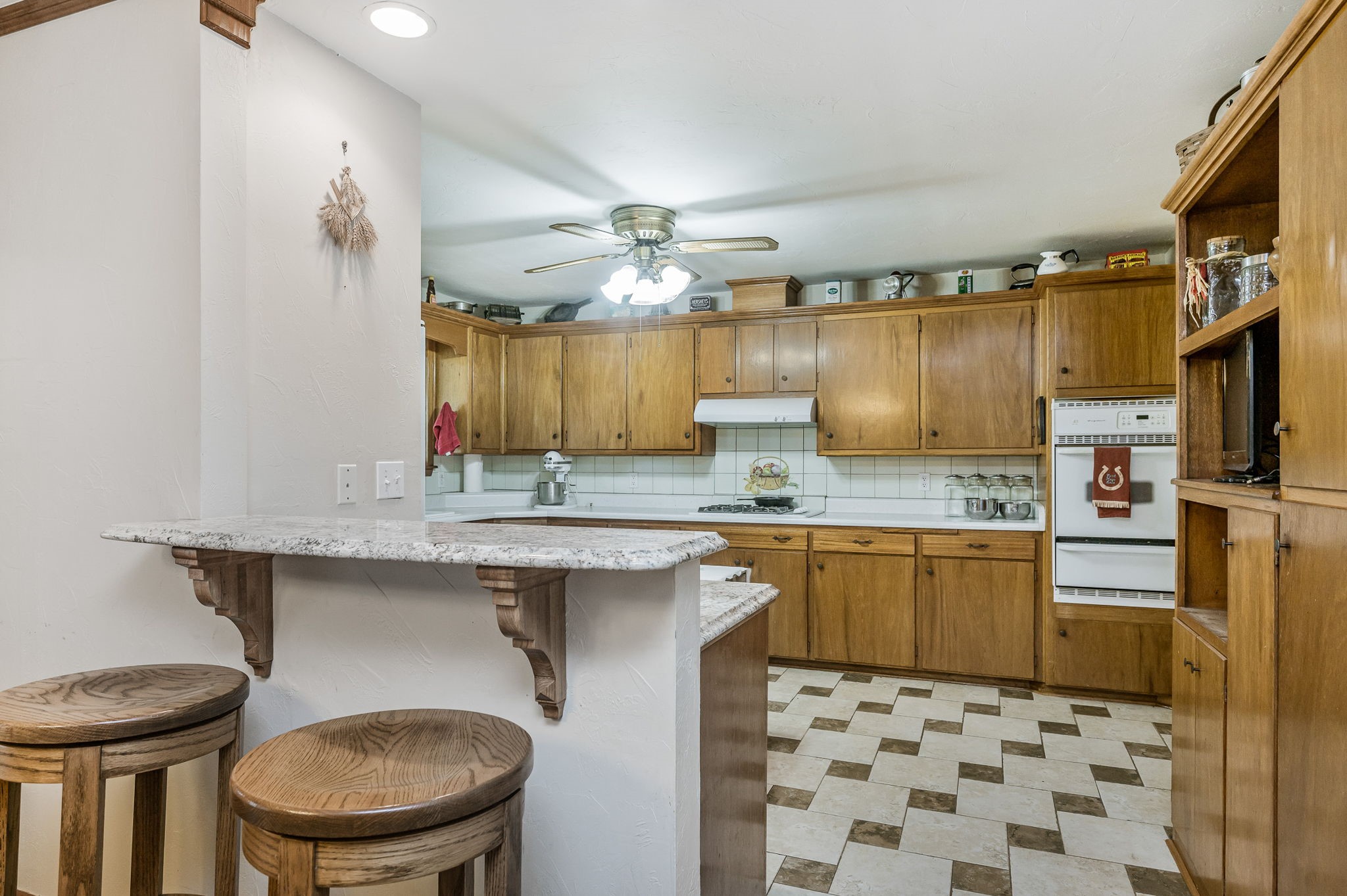 1204 E Cheyenne Canadian TX 79014