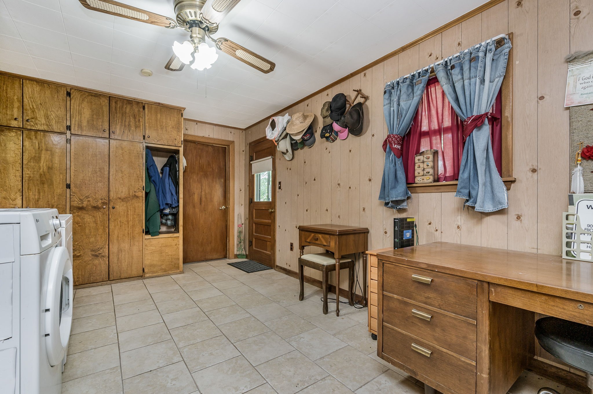 1204 E Cheyenne Canadian TX 79014