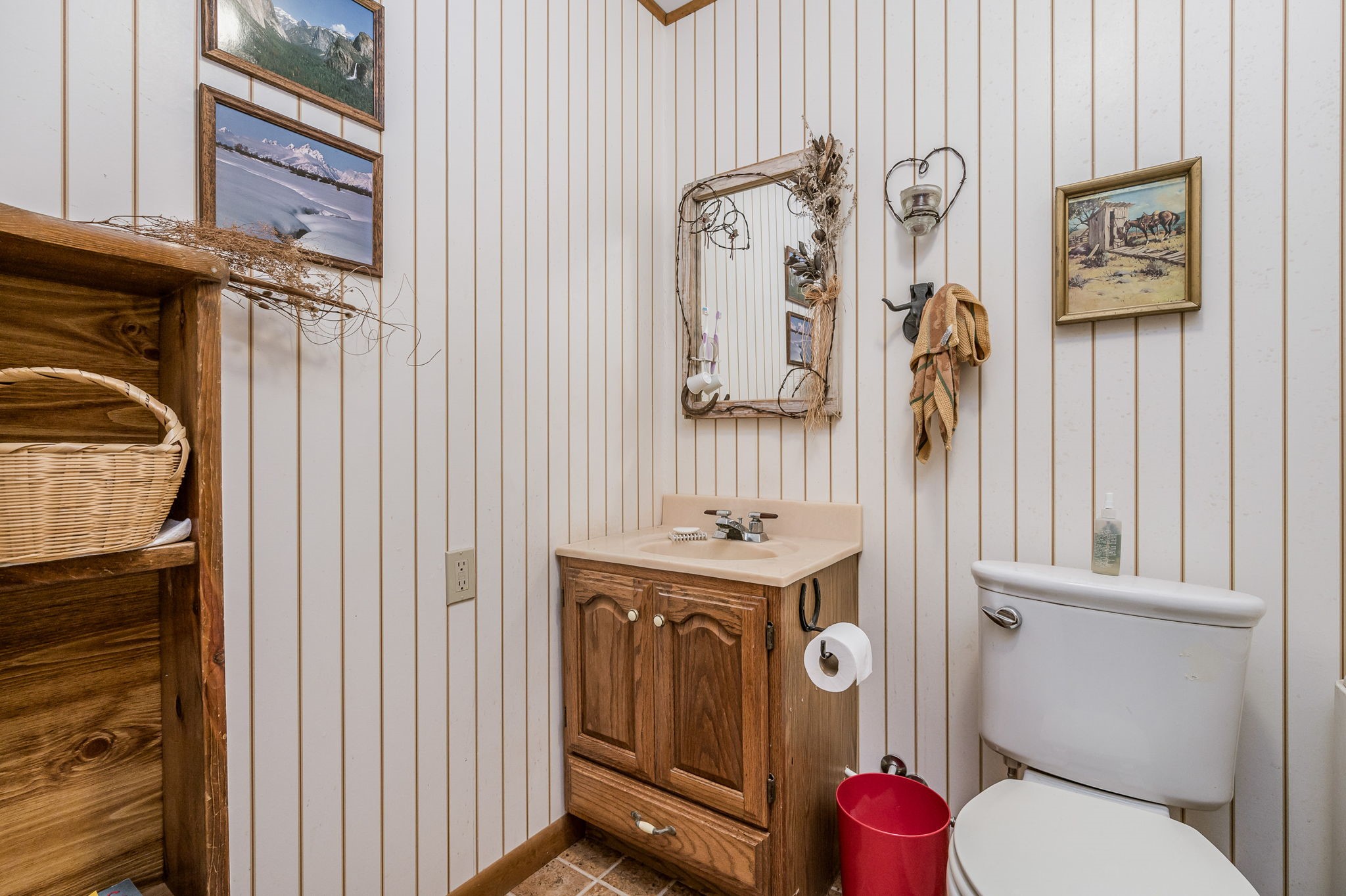 1204 E Cheyenne Canadian TX 79014