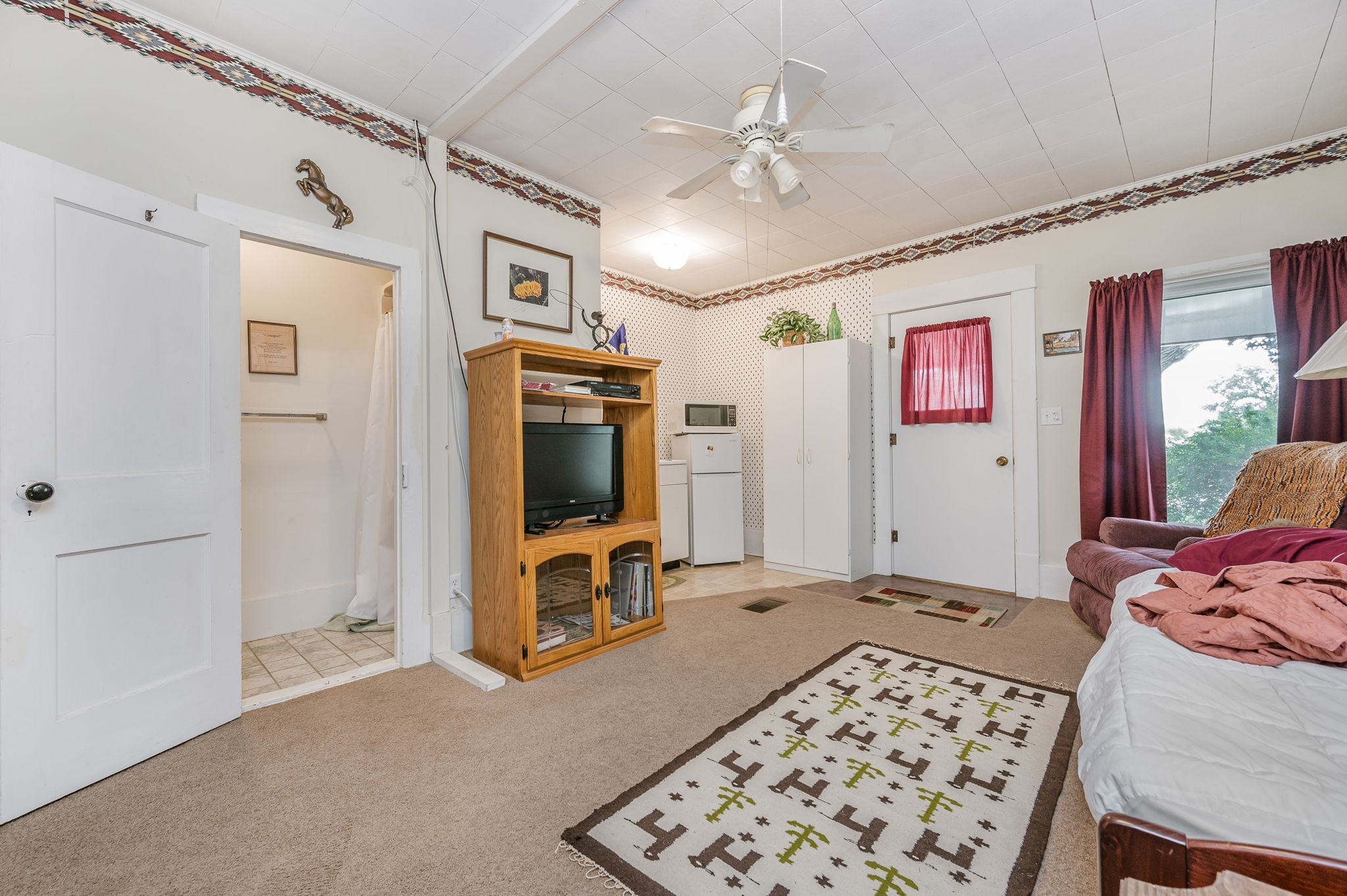 1204 E Cheyenne Canadian TX 79014