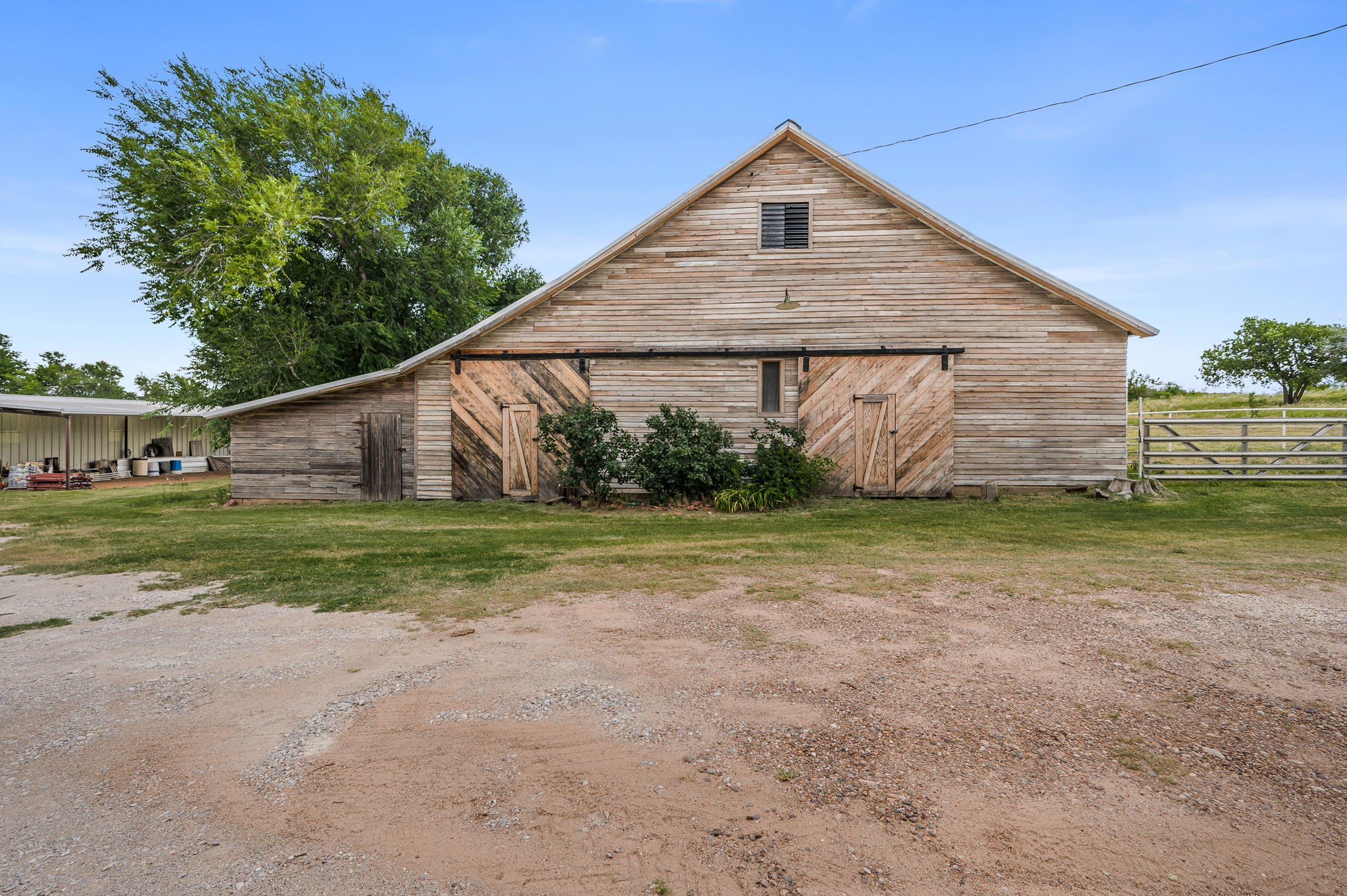 1204 E Cheyenne Canadian TX 79014