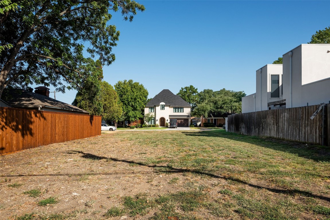 3706 S Versailles Avenue Dallas TX 75209