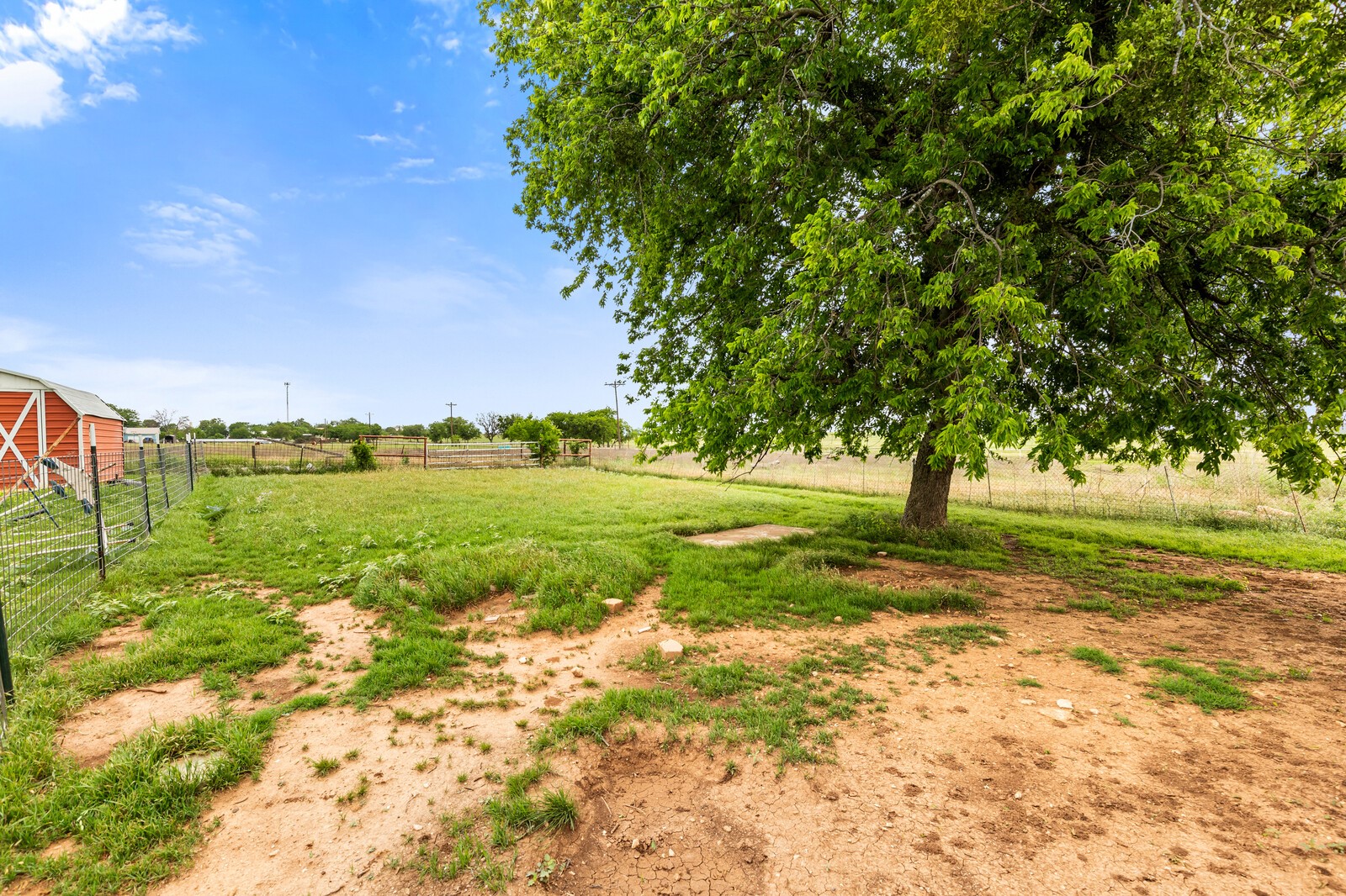 729 Twin Bends Road Crawford TX 76638