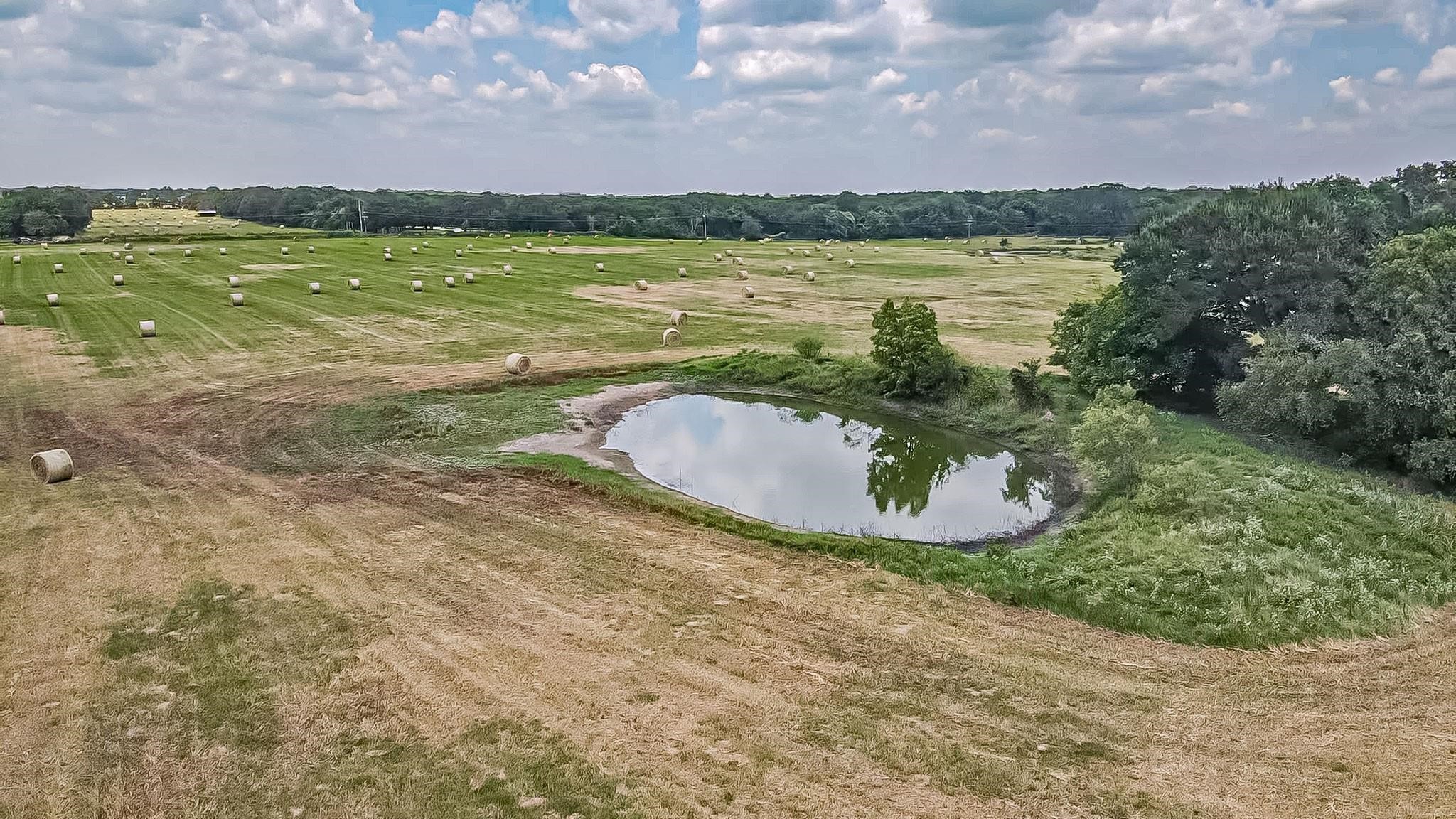 Lot 1 Gathings Avenue Covington TX 76636
