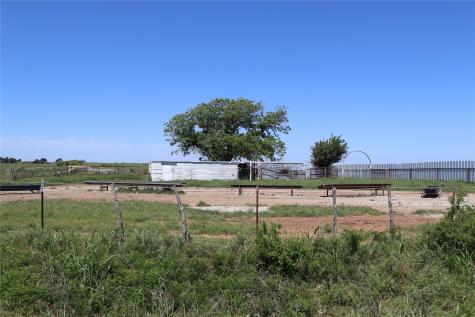 293 Acres Deer Creek Road Henrietta TX 76365
