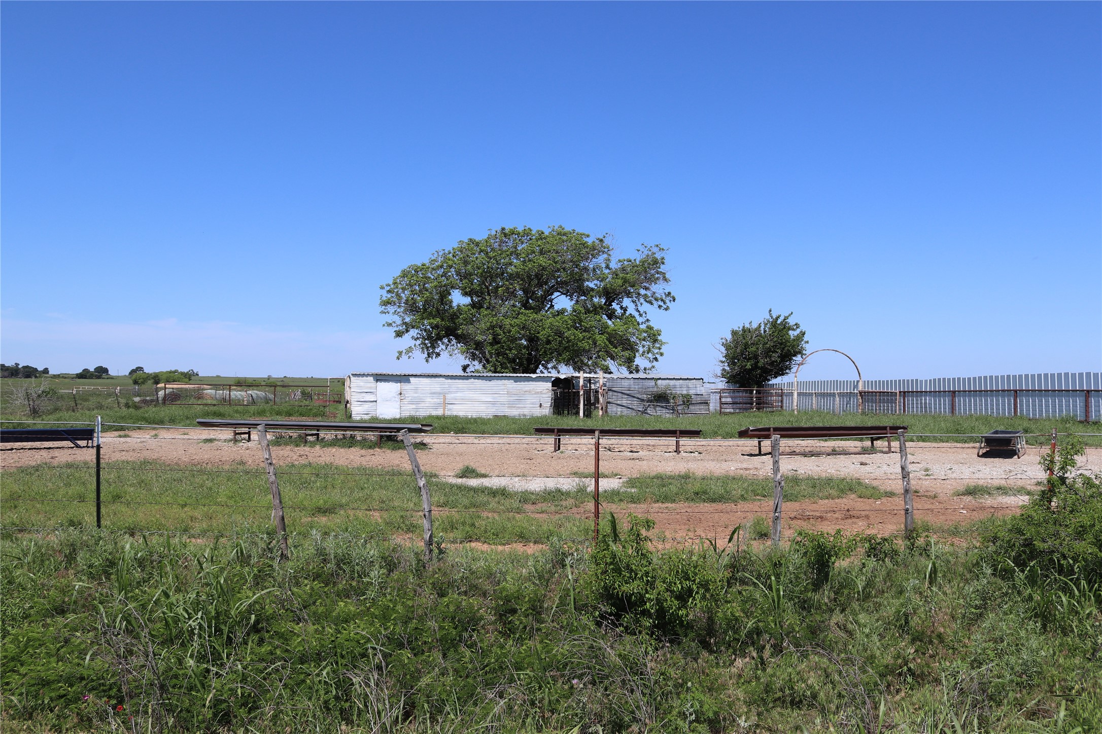 293 Acres Deer Creek Road Henrietta TX 76365