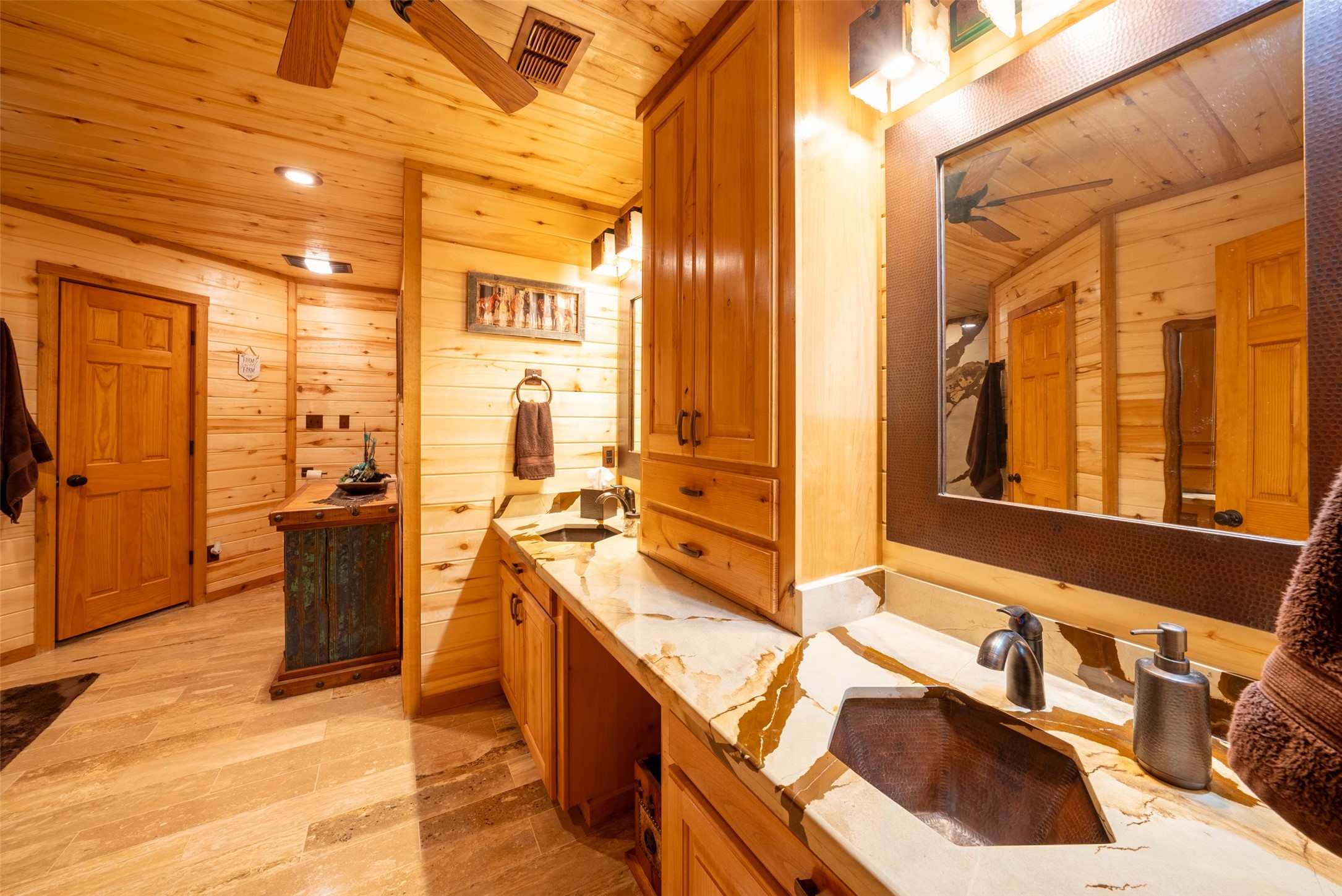 4123 Farm To Market Road 752 S Rusk TX 75785