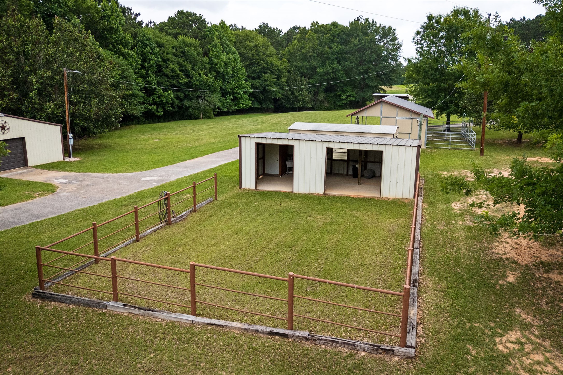 4123 Farm To Market Road 752 S Rusk TX 75785