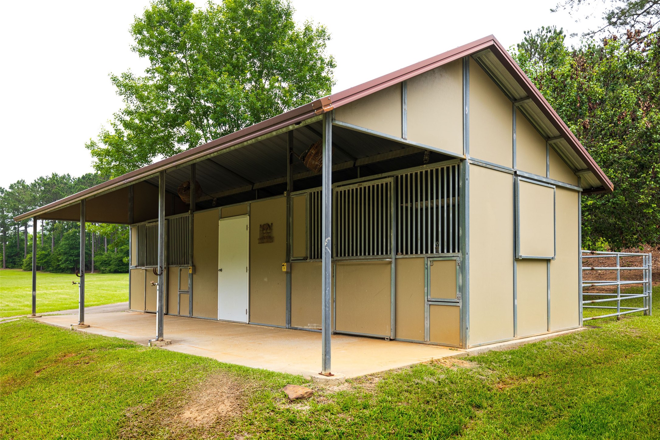 4123 Farm To Market Road 752 S Rusk TX 75785