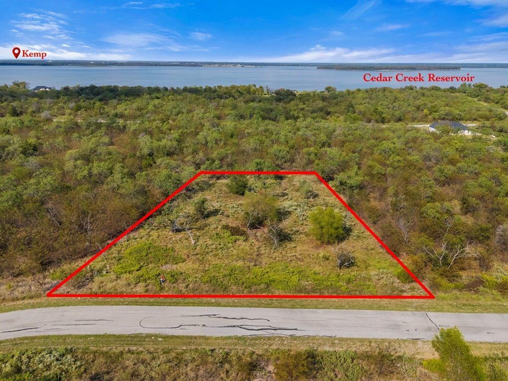 8073 Big Water Lane Kemp TX 75143