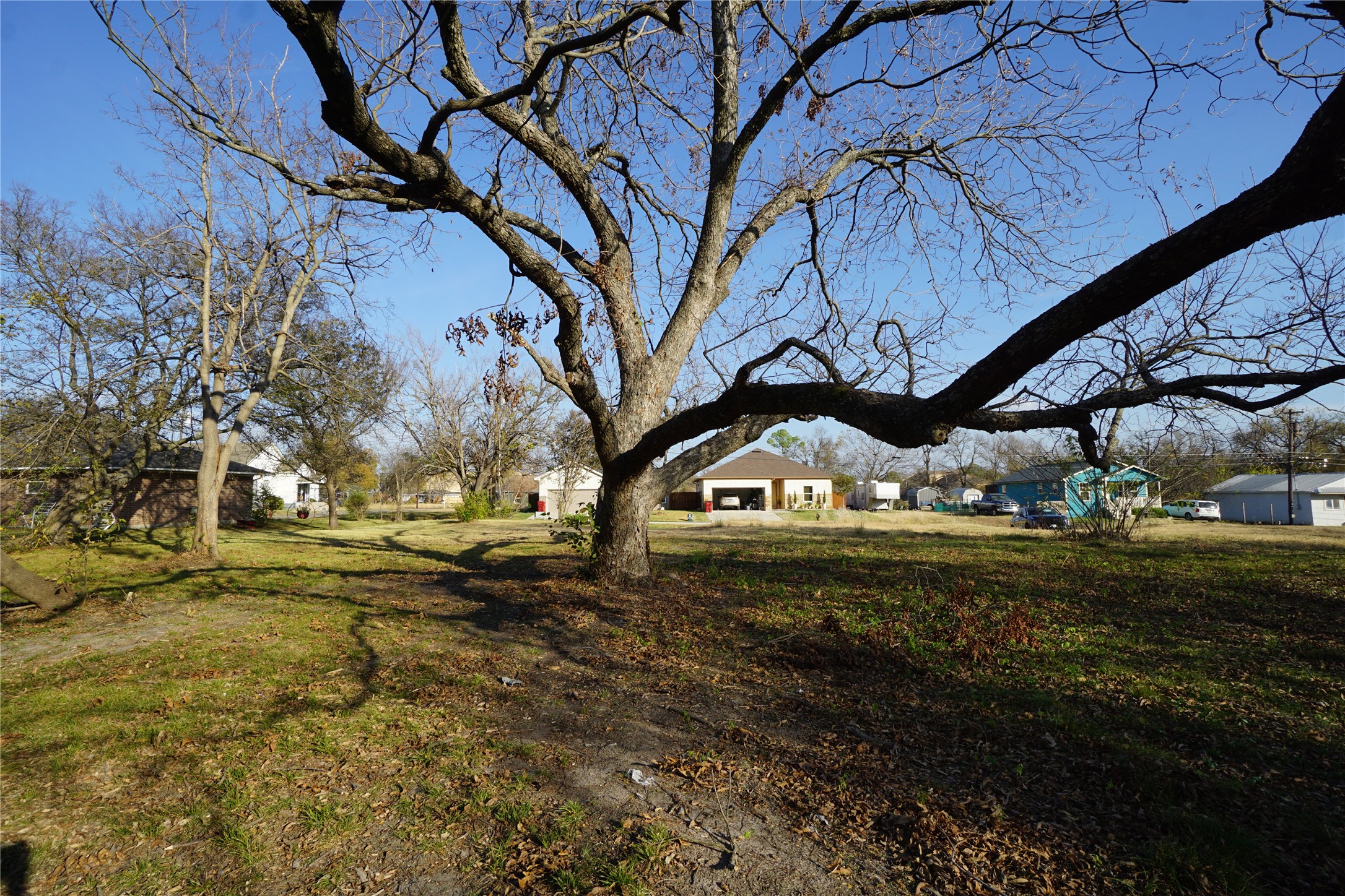 1227 Maple Street Bonham TX 75418