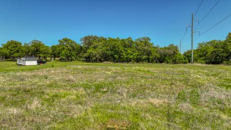 1041 Leo Lane Poolville TX 76487