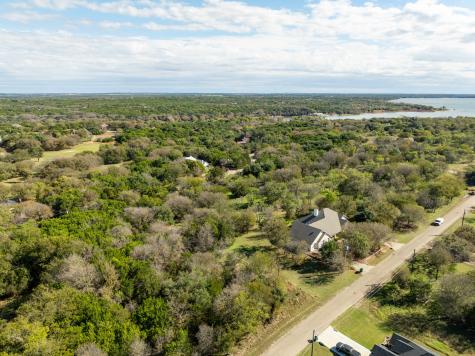 17124 Trailwood Drive Whitney TX 76692