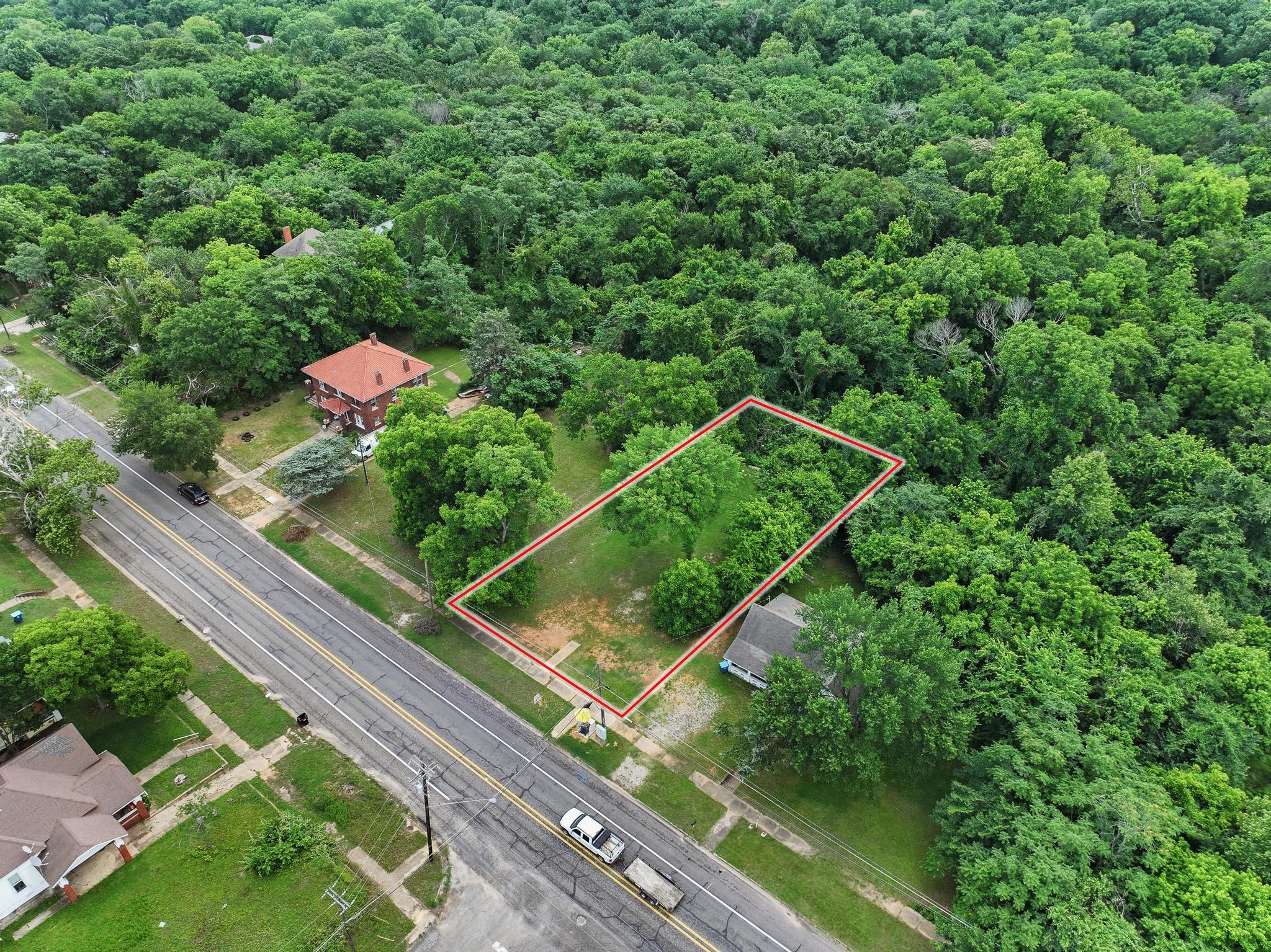 506 E Main Street Denison TX 75021