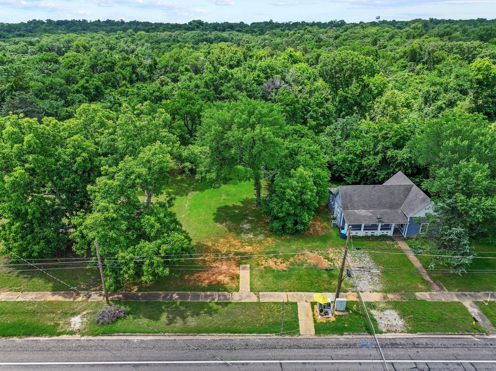 506 E Main Street Denison TX 75021