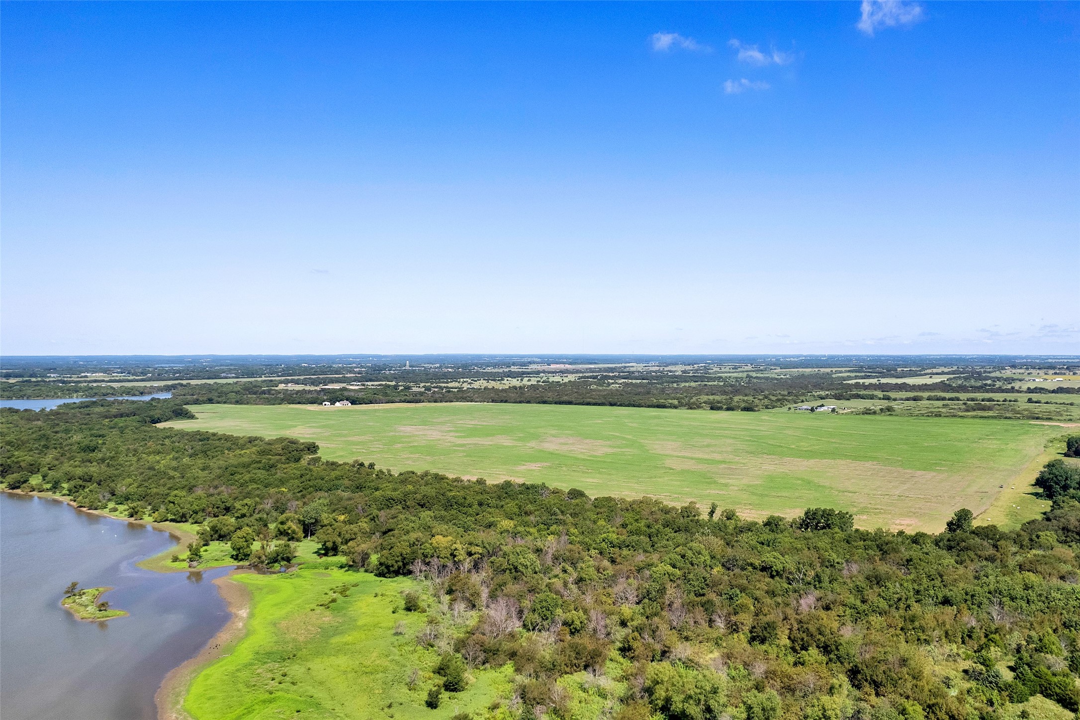 99AC Buck Creek Tioga TX 76271