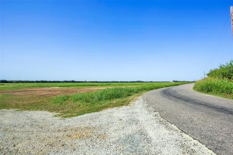 99AC Buck Creek Tioga TX 76271