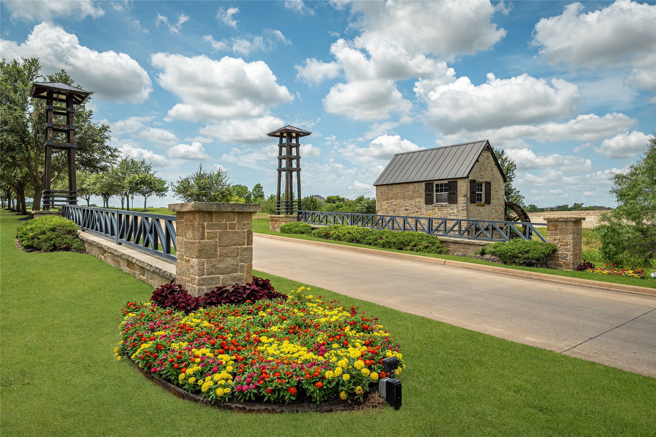 1408 Wolf Ridge Run Gunter TX 75058