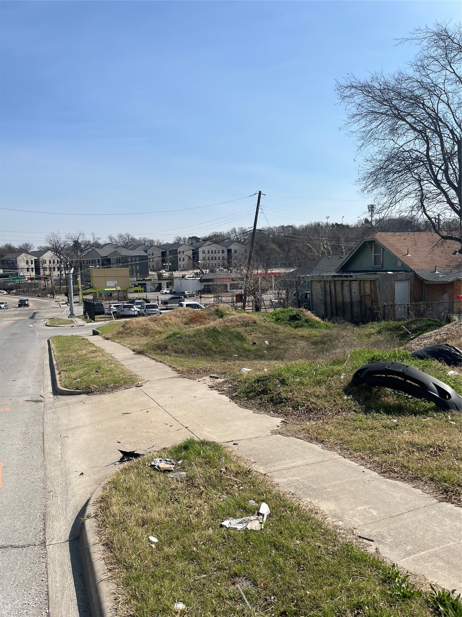 1735 E Waco Avenue Dallas TX 75216
