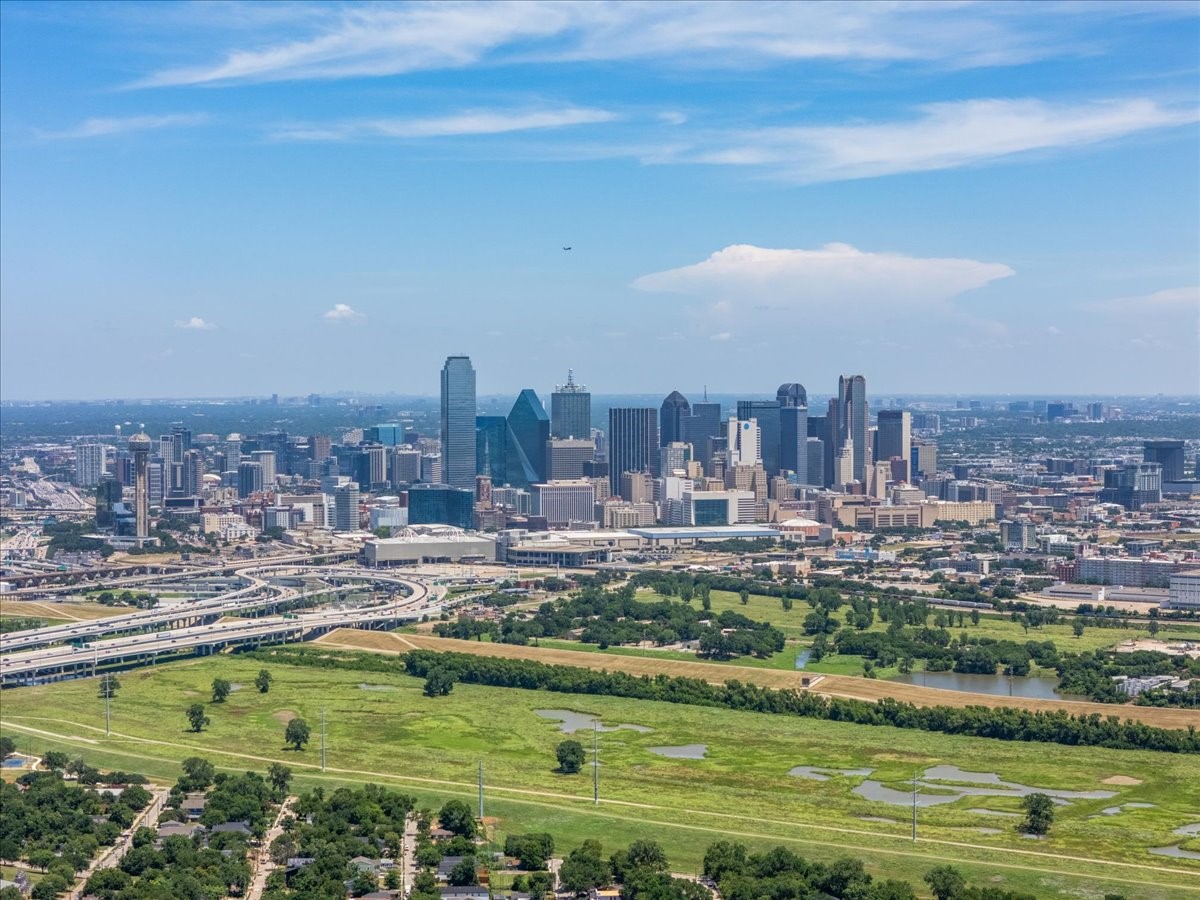 3117 Cedar Crest Boulevard Dallas TX 75203