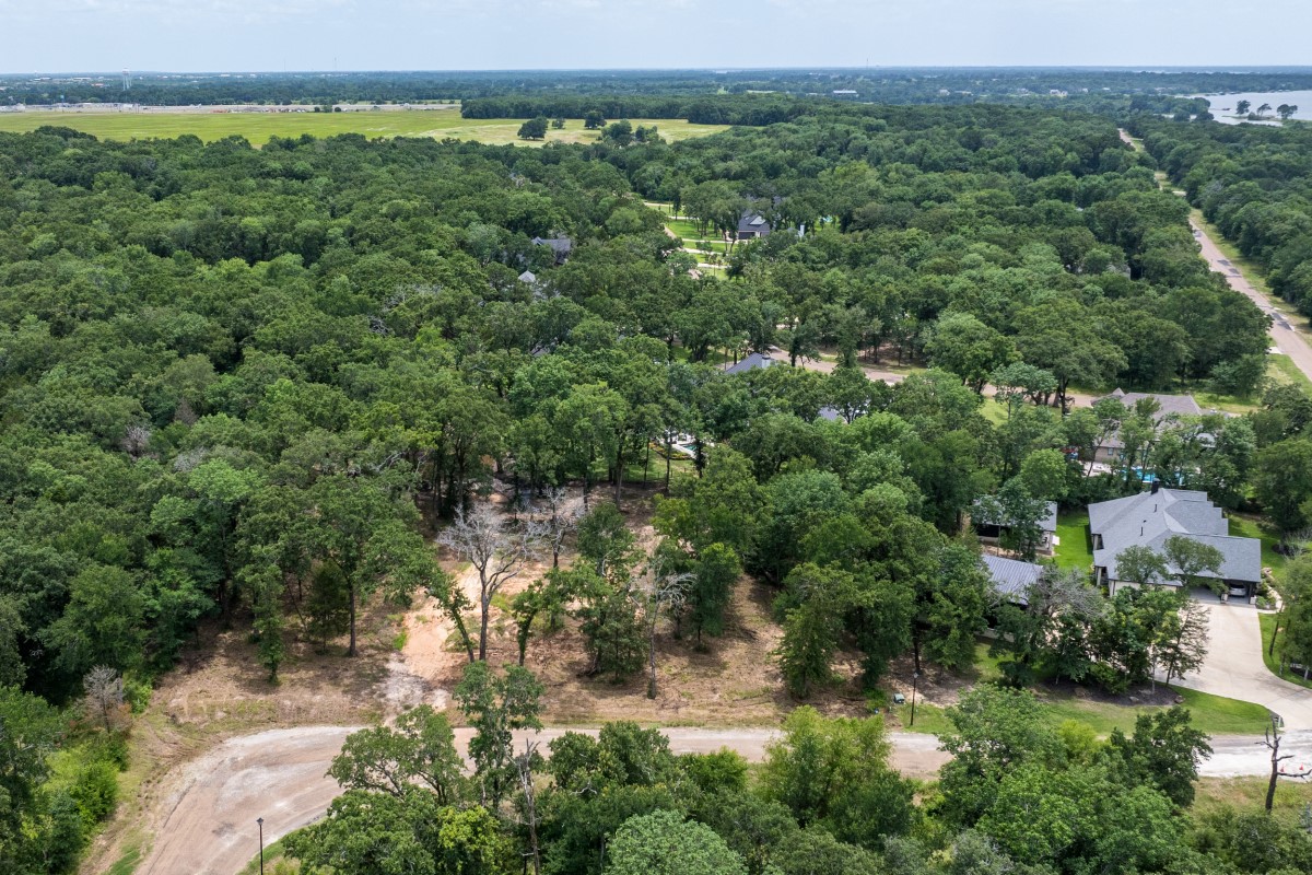 123 Oakmont Drive Mabank TX 75147