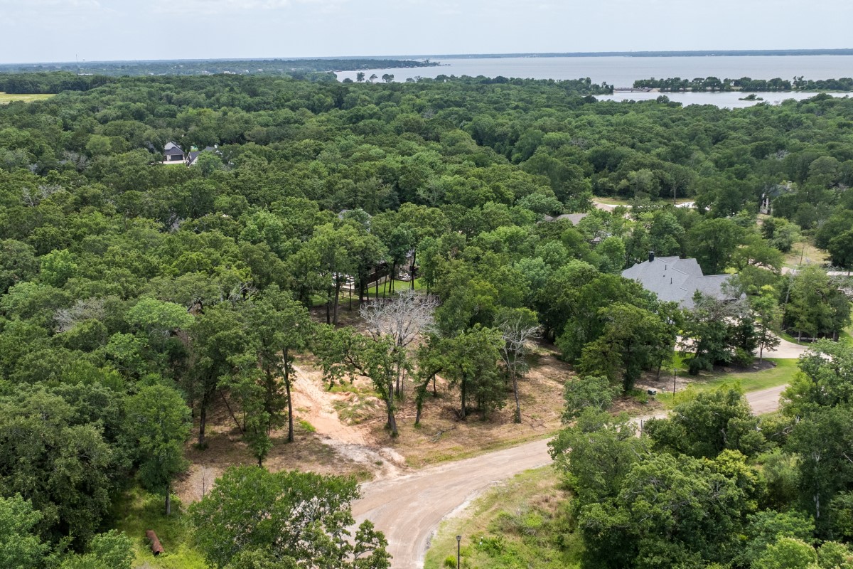 123 Oakmont Drive Mabank TX 75147