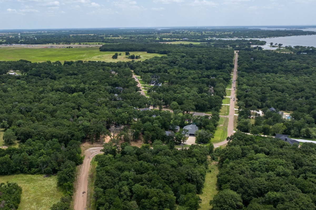 123 Oakmont Drive Mabank TX 75147
