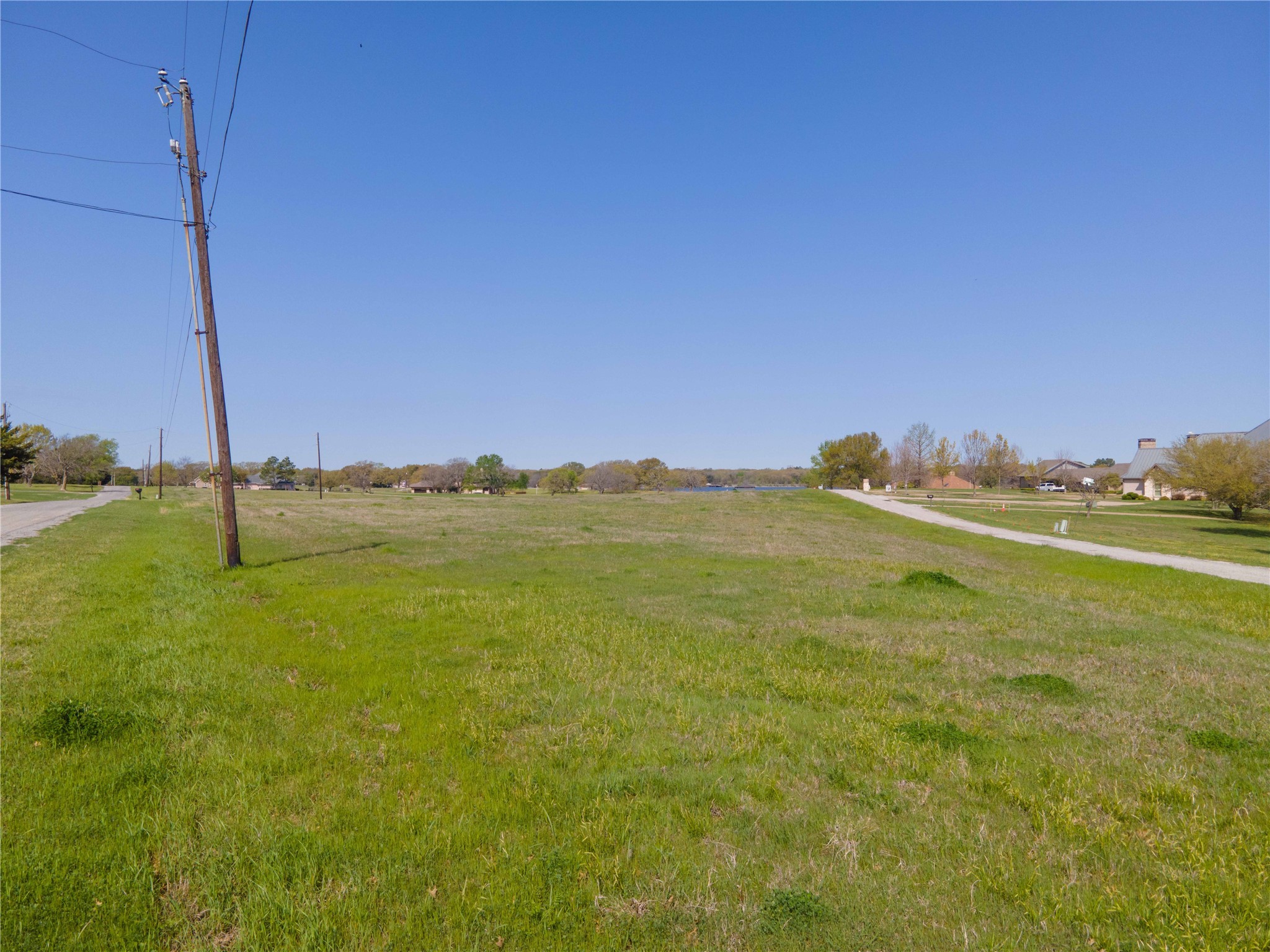2110 Lake Side Drive Bonham TX 75418