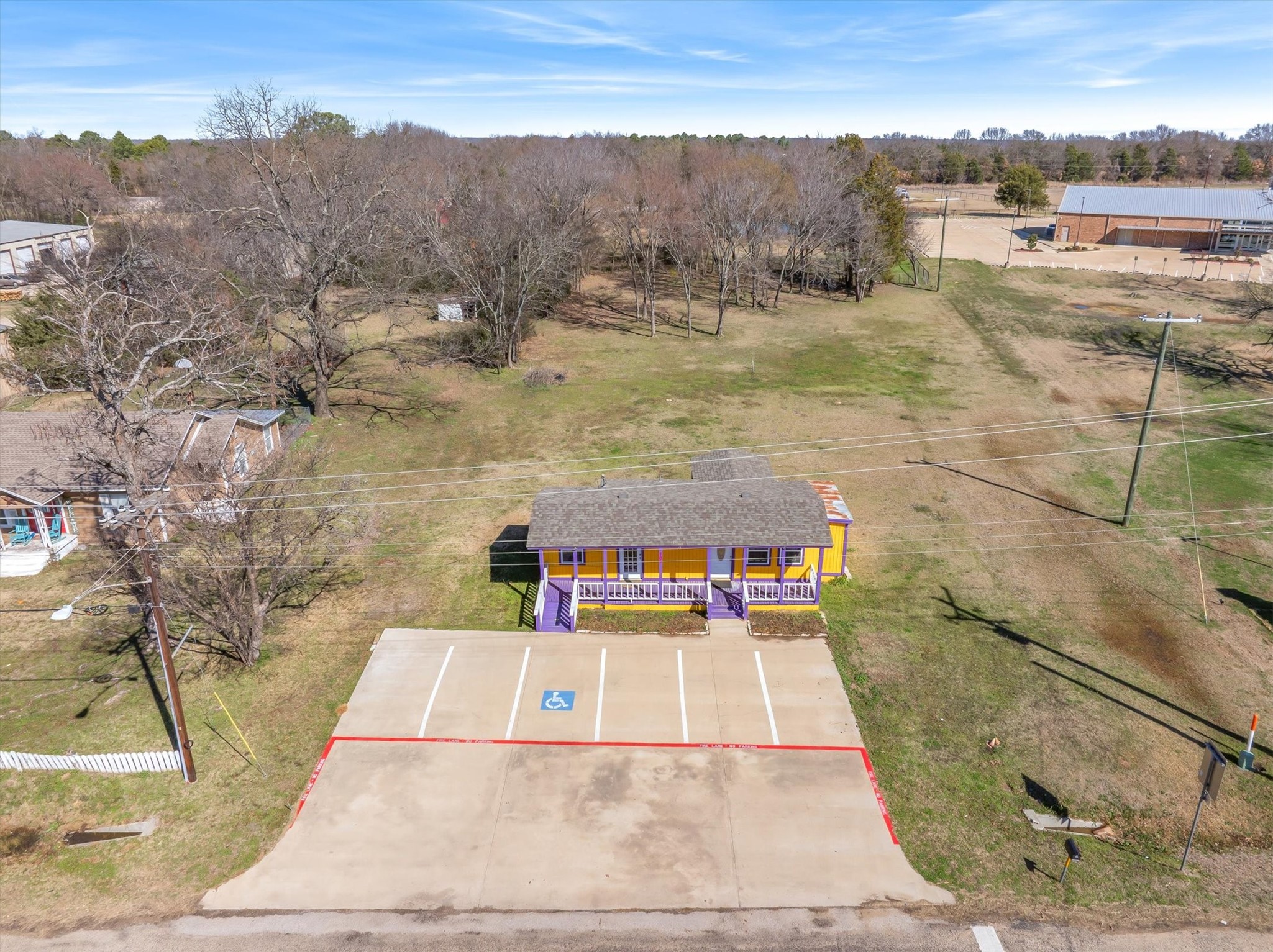 705 E Pine St Street Edgewood TX 75117