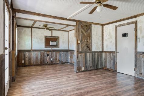 705 E Pine St Street Edgewood TX 75117