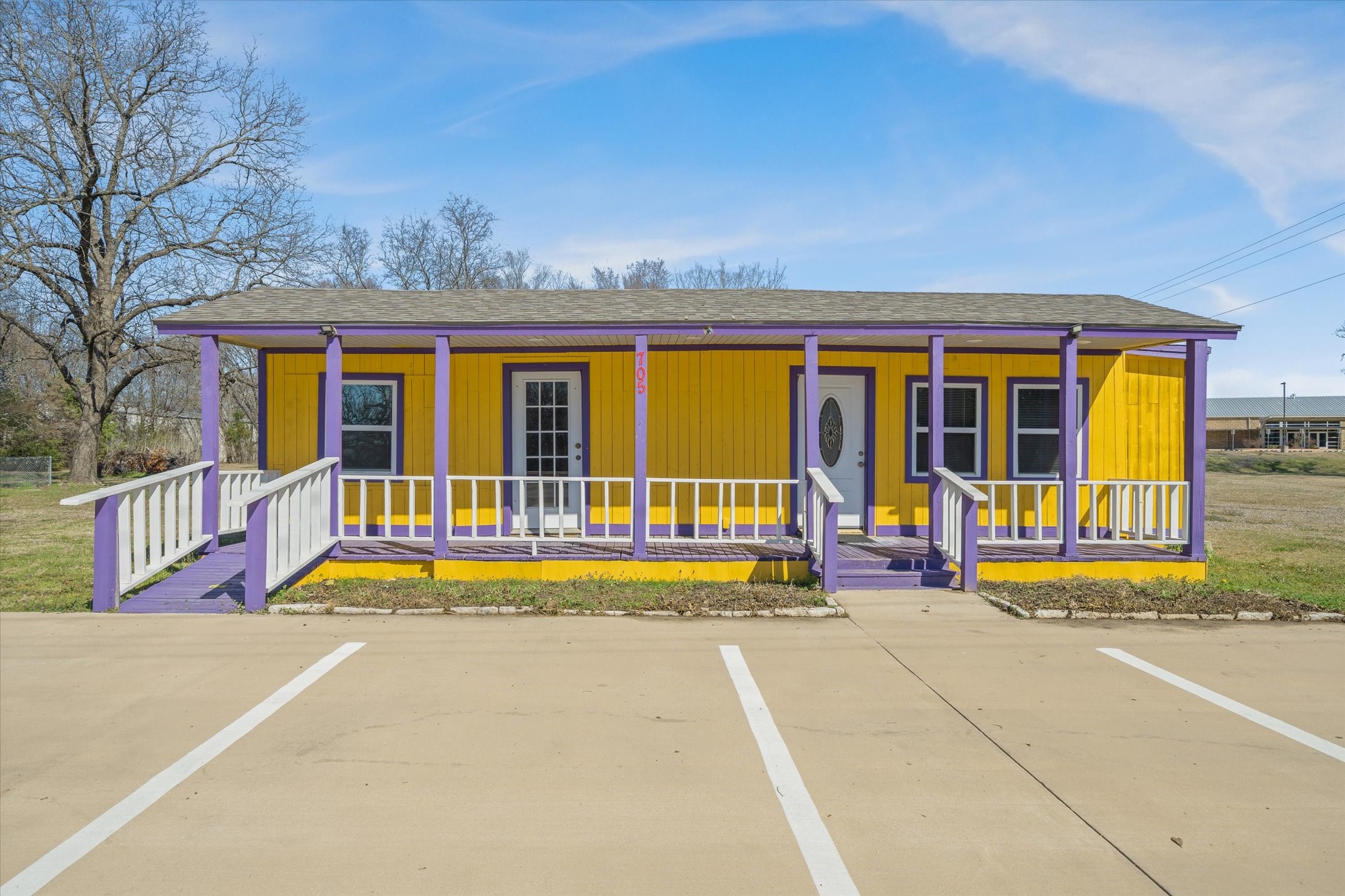 705 E Pine St Street Edgewood TX 75117
