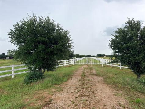 6832 Fm 2931 Aubrey TX 76227