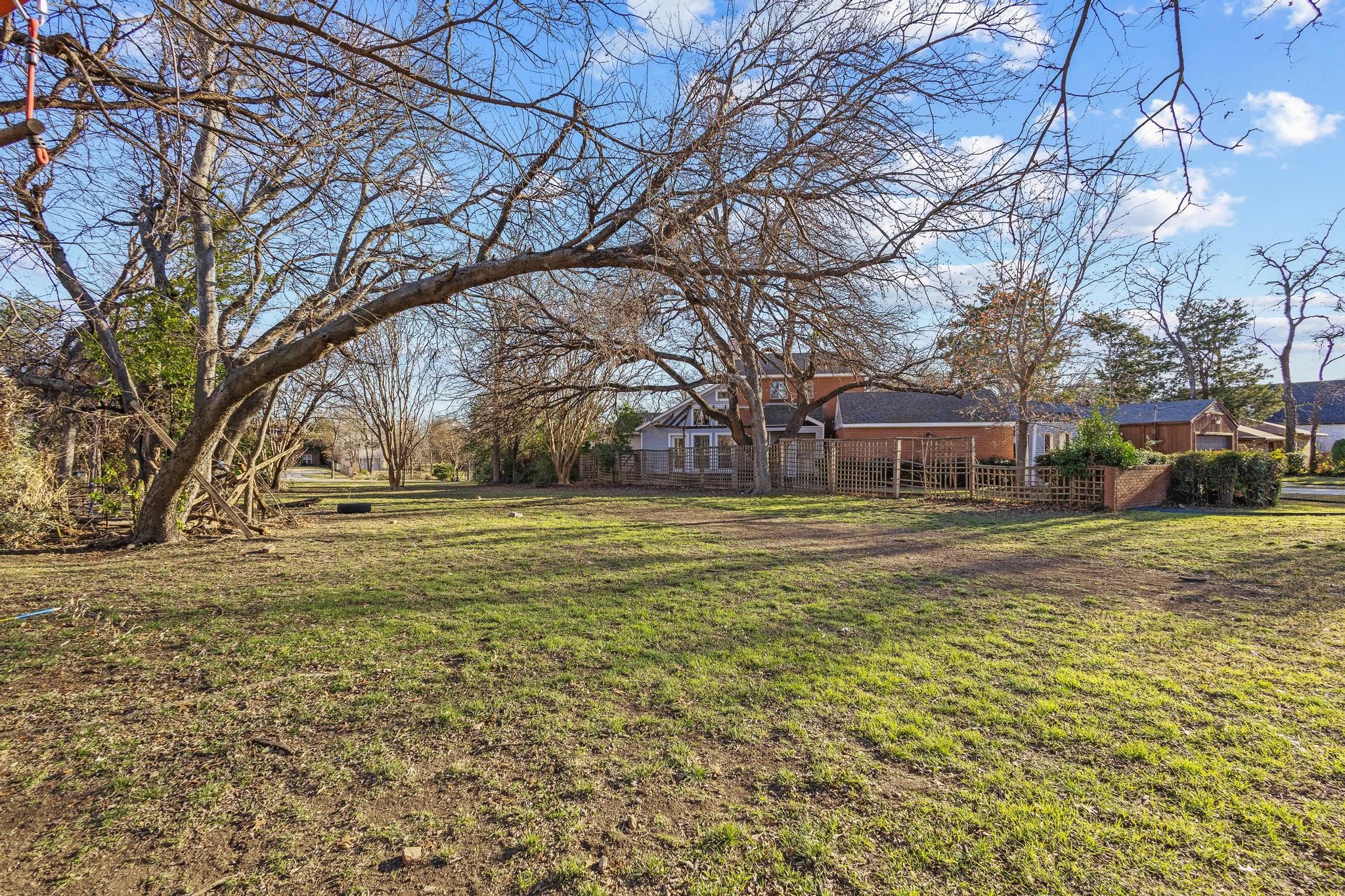 8058 Eagle Trail Dallas TX 75238