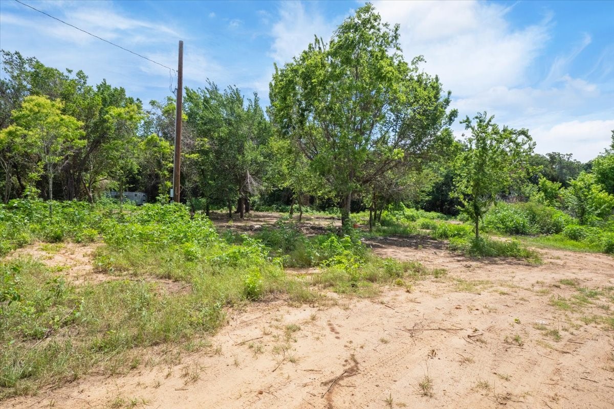 1247 County Road 4590 Boyd TX 76023