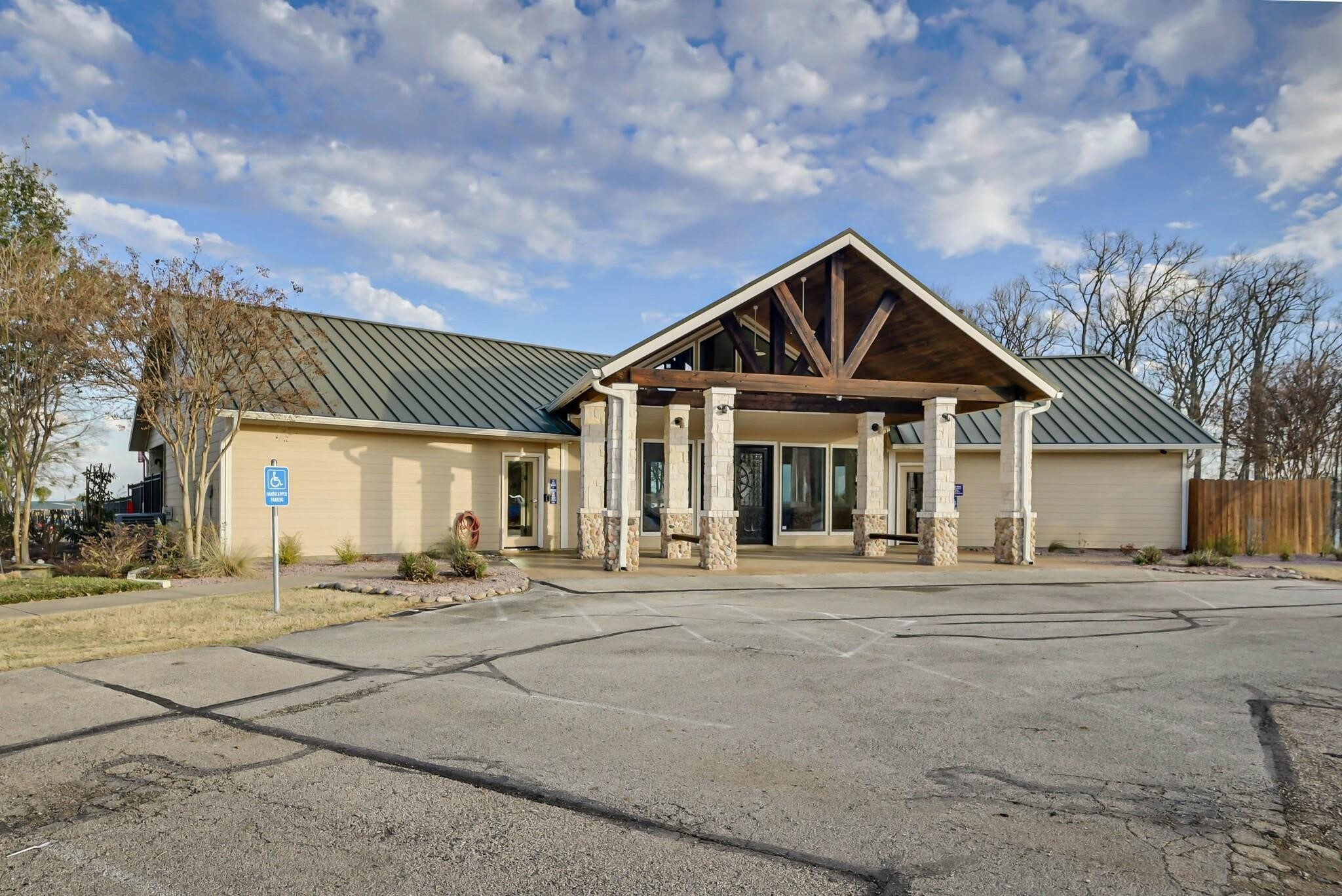 Lot 33 Clubhouse Corsicana TX 75109
