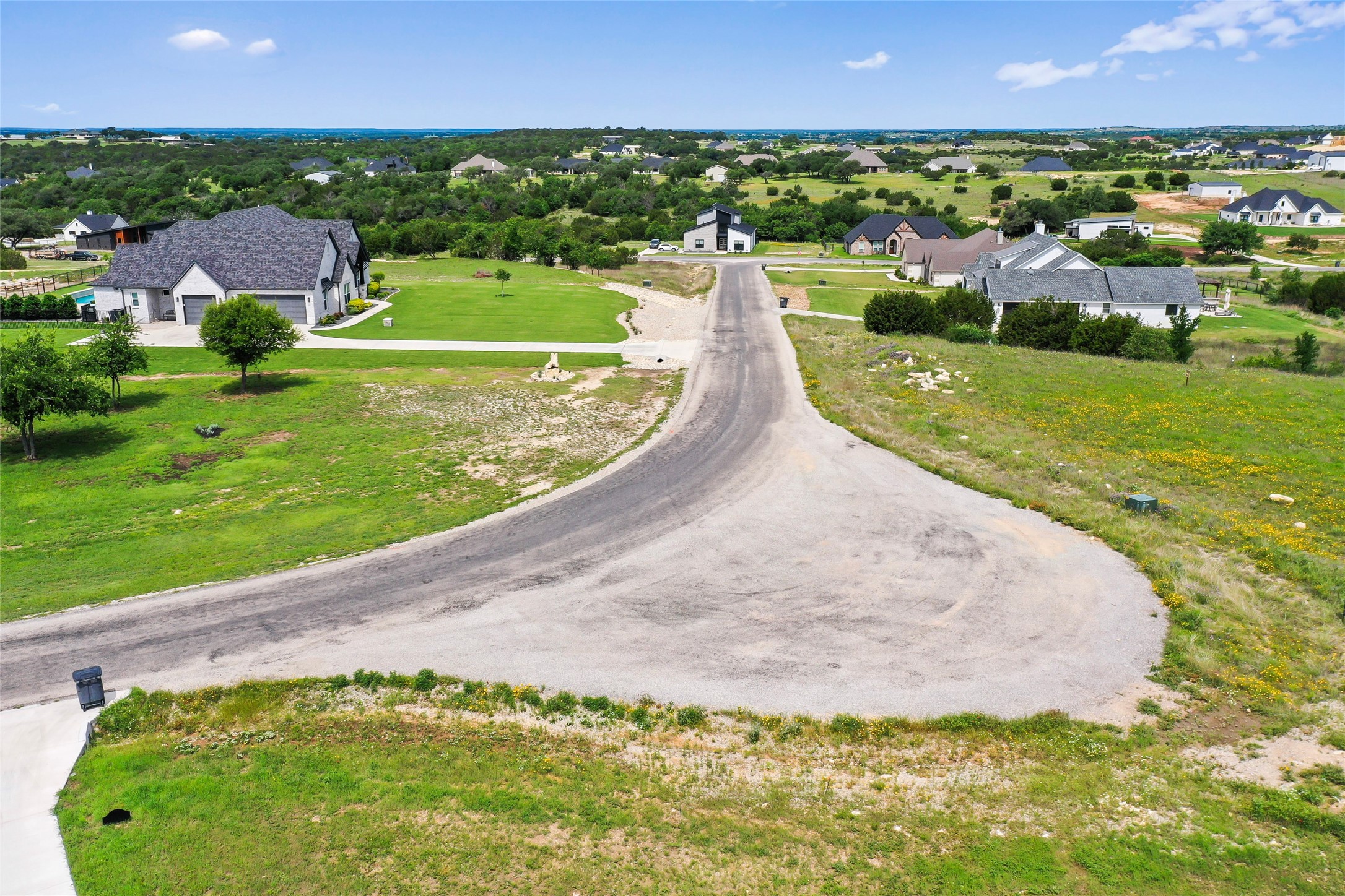 1015 Kingsley Court Hudson Oaks TX 76087