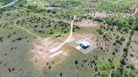 6920 Highway 83 Ovalo TX 79541