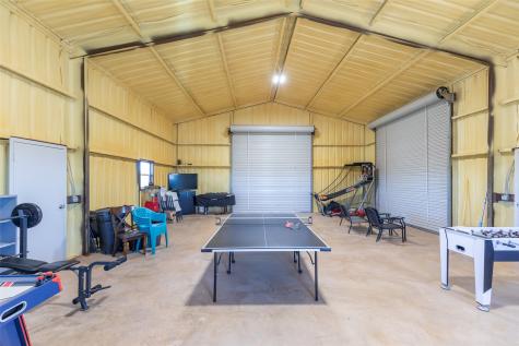 6920 Highway 83 Ovalo TX 79541