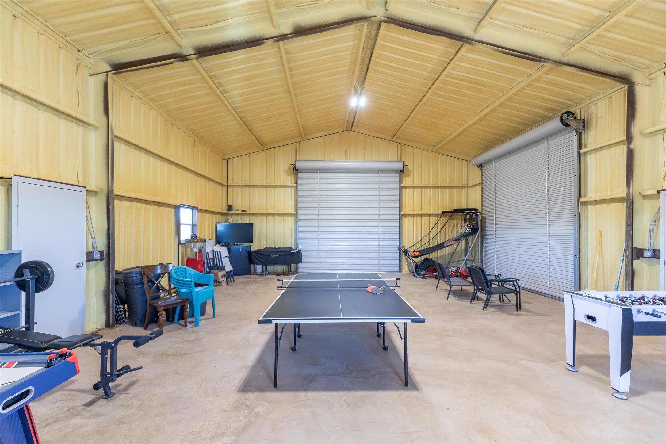 6920 Highway 83 Ovalo TX 79541