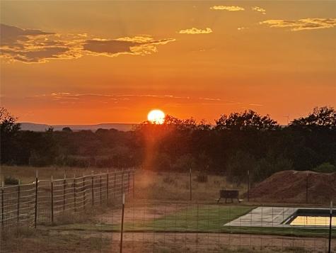 6920 Highway 83 Ovalo TX 79541