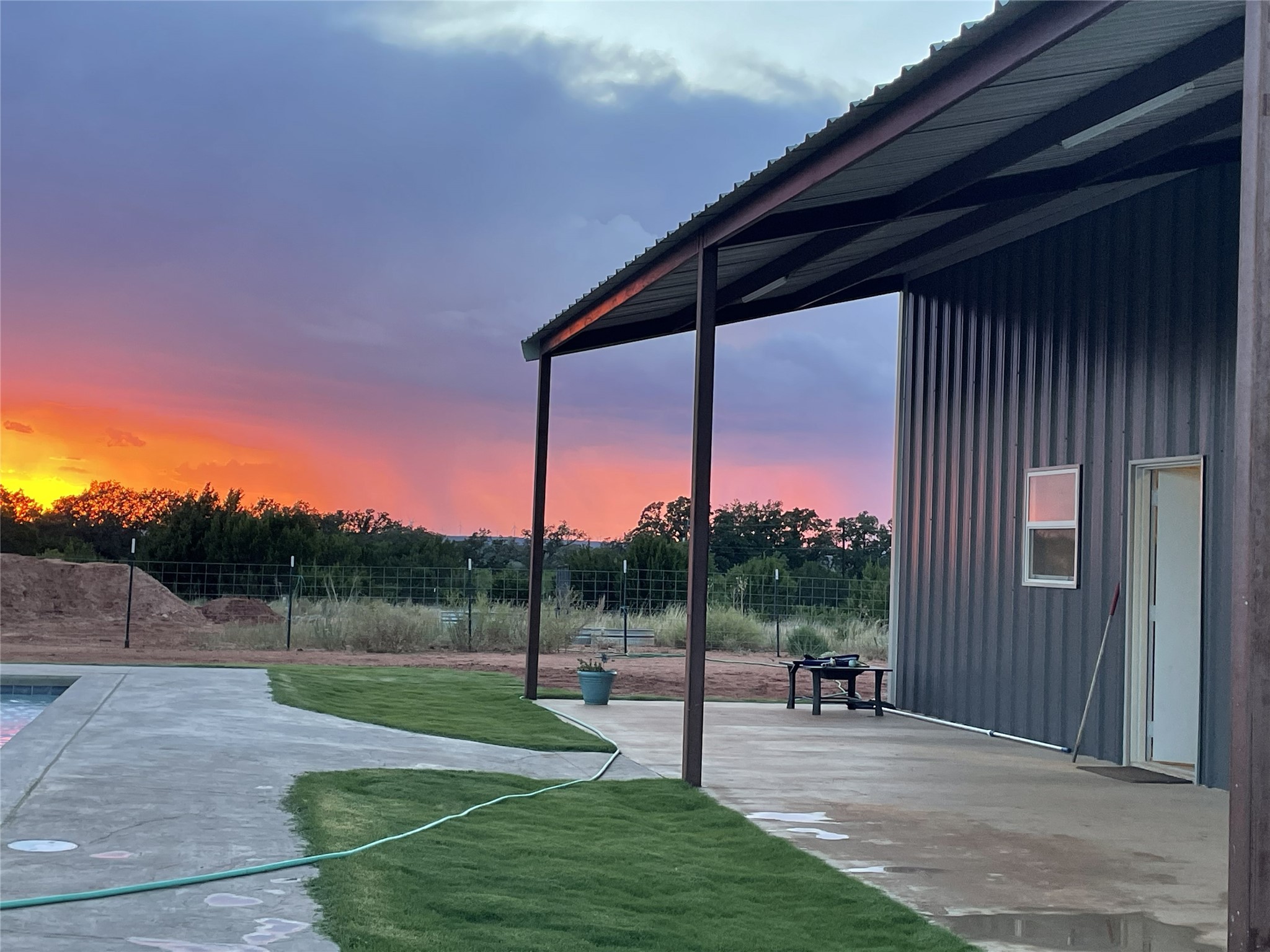 6920 Highway 83 Ovalo TX 79541