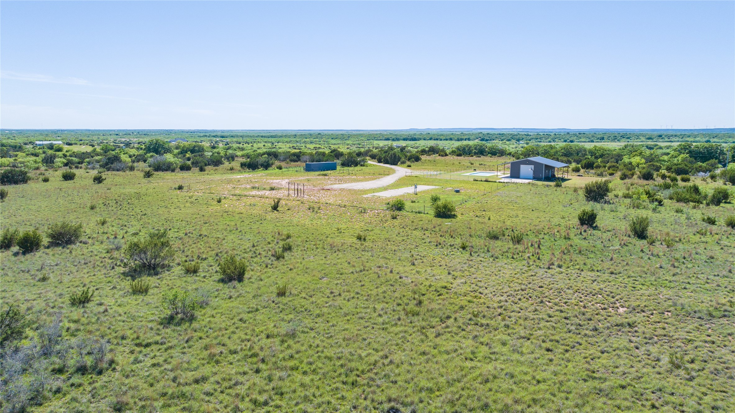 6920 Highway 83 Ovalo TX 79541