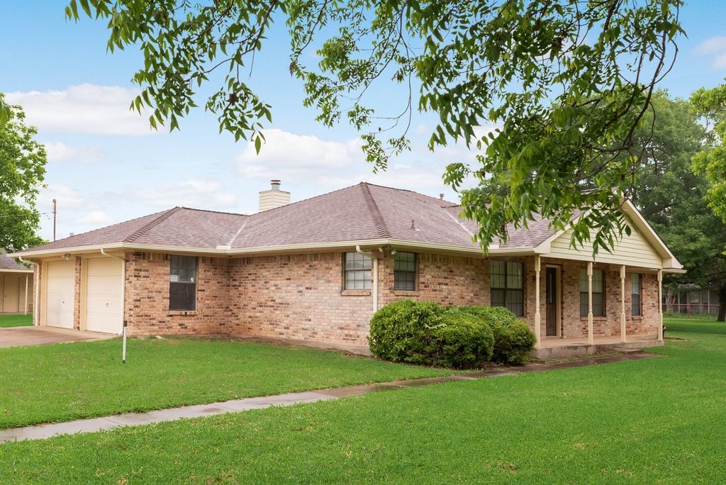 1627 Easy Street Seagoville TX 75159
